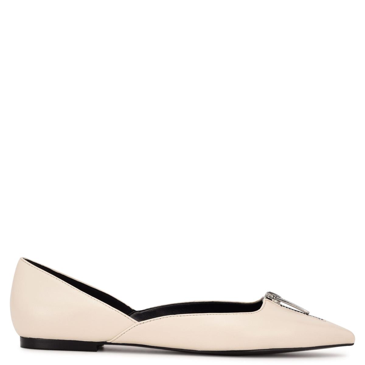 Women\'s Nine West Brina Pointy Toe Ballet Flats Cream | LGAZ92384