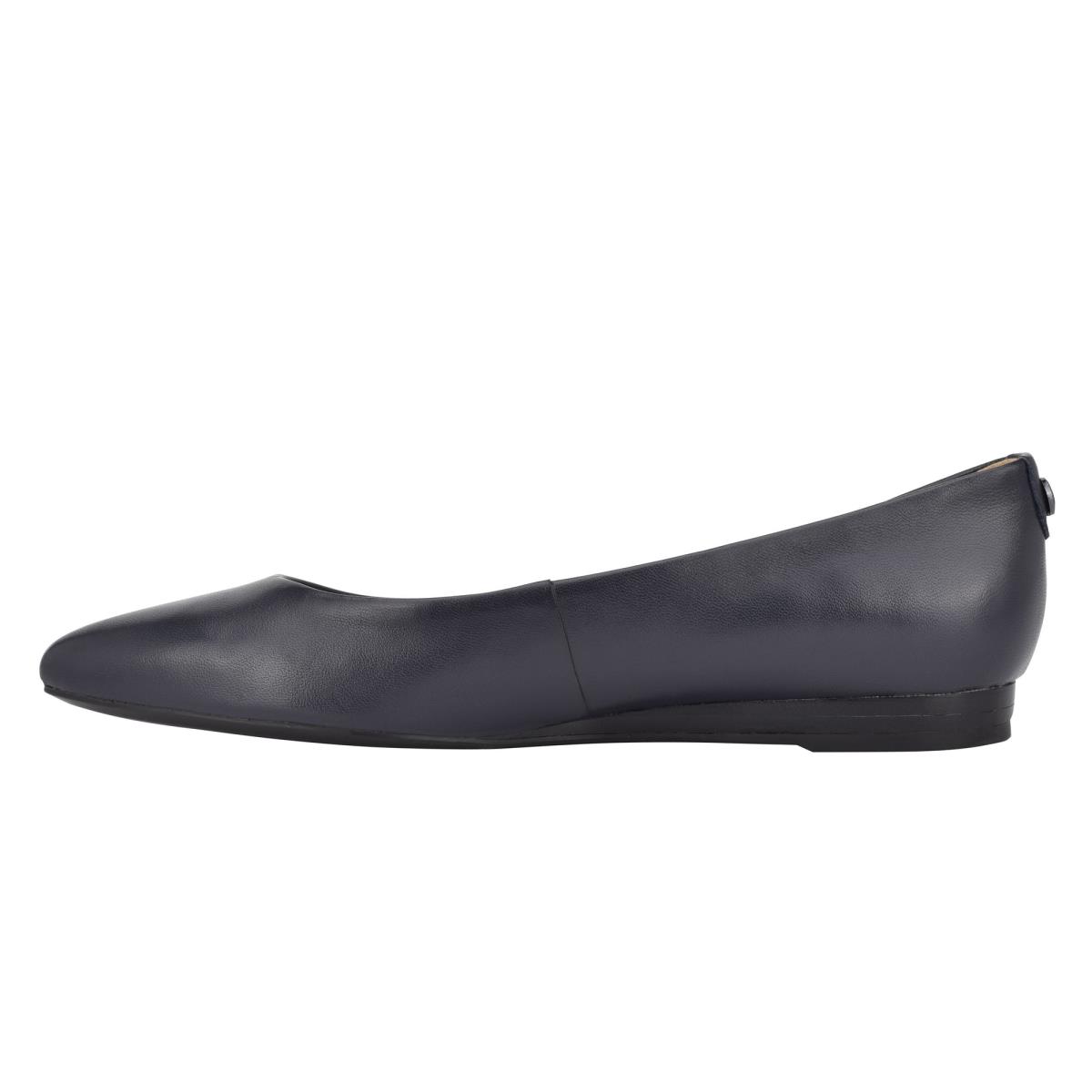 Women's Nine West Ferdi 9x9 Pointy Toe Flats Navy | AEYP37125