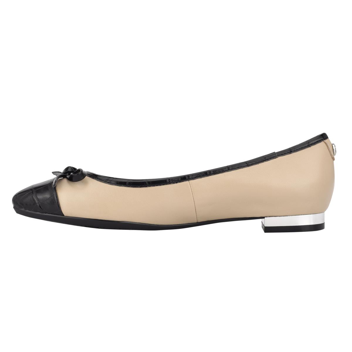 Women's Nine West Olly 9x9 Ballet Flats Beige / Black | FDMS82497