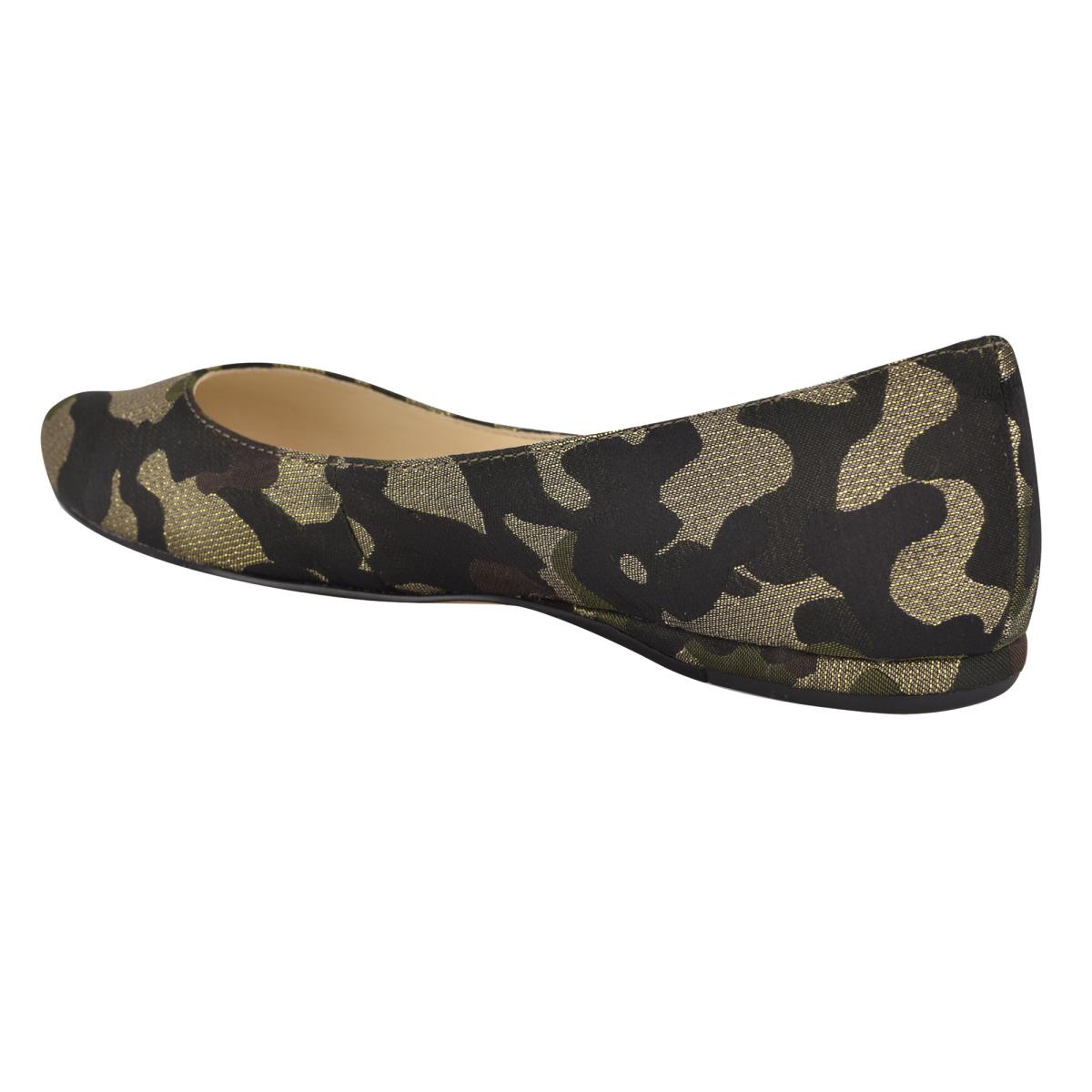 Women's Nine West Speakup Almond Toe Ballet Flats Olive | DXUK89543